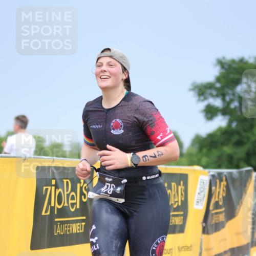 22.06.2025 - Viking Triathlon H.Heesch http://msf.ph/oto/8101729 22.06.2025 16:47:39 Laufen 476 meine-sportfotos.de