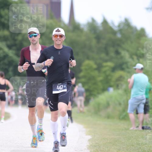 22.06.2025 - Viking Triathlon H.Heesch http://msf.ph/oto/8101755 22.06.2025 13:36:26 Laufen 442, 527 meine-sportfotos.de