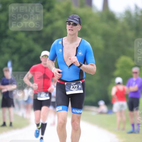 22.06.2025 - Viking Triathlon H.Heesch http://msf.ph/oto/8101772 22.06.2025 15:45:14 Laufen 422 meine-sportfotos.de