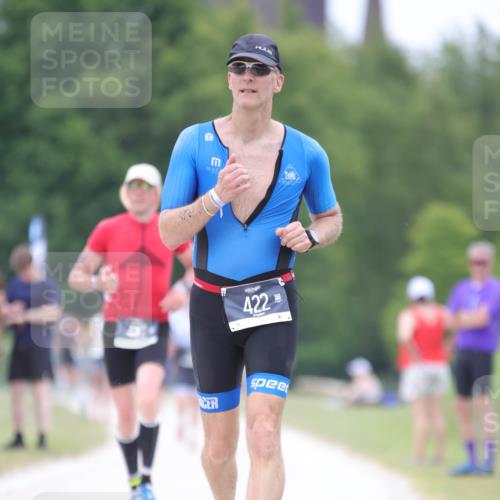 22.06.2025 - Viking Triathlon H.Heesch http://msf.ph/oto/8101791 22.06.2025 15:45:15 Laufen 422 meine-sportfotos.de