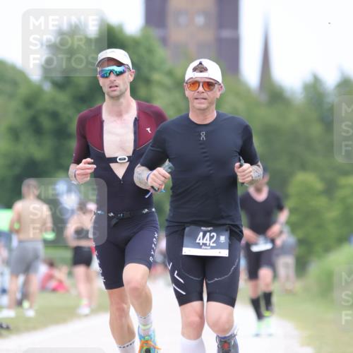 22.06.2025 - Viking Triathlon H.Heesch http://msf.ph/oto/8101792 22.06.2025 13:36:27 Laufen 442, 527 meine-sportfotos.de