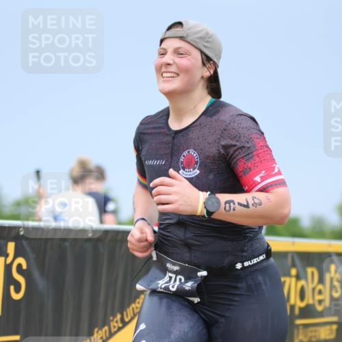 22.06.2025 - Viking Triathlon H.Heesch http://msf.ph/oto/8101808 22.06.2025 16:47:40 Laufen 476 meine-sportfotos.de