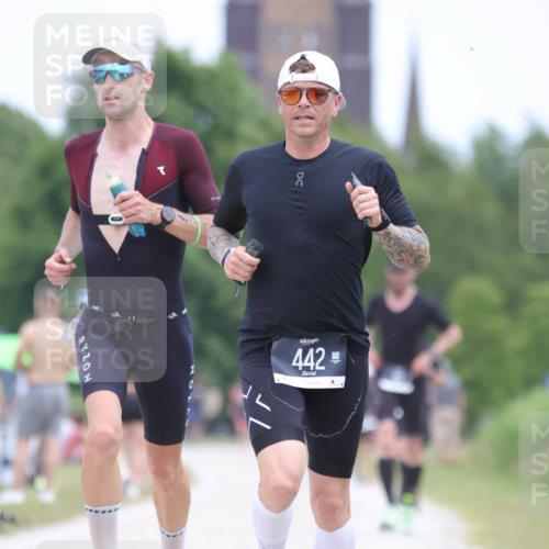22.06.2025 - Viking Triathlon H.Heesch http://msf.ph/oto/8101821 22.06.2025 13:36:28 Laufen 311, 442, 527 meine-sportfotos.de