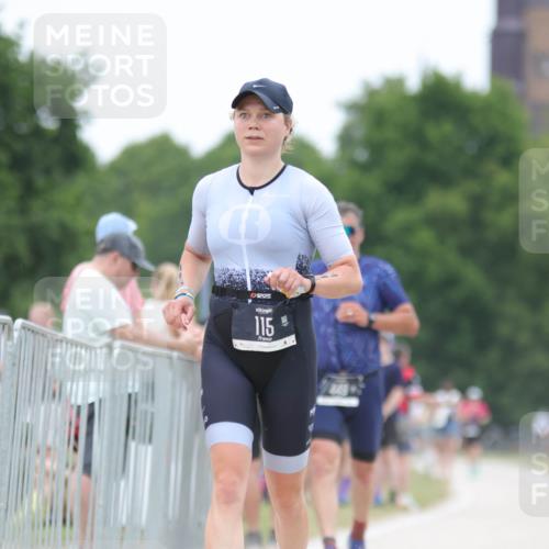 22.06.2025 - Viking Triathlon H.Heesch http://msf.ph/oto/8101827 22.06.2025 15:45:31 Laufen 115, 449 meine-sportfotos.de