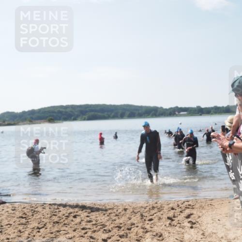 22.06.2025 - Viking Triathlon MichiJ http://msf.ph/oto/8101855 22.06.2025 10:45:49 Schwimmen 95, 360, 372, 425, 468, 519, 615, 621, 633 meine-sportfotos.de
