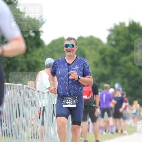 22.06.2025 - Viking Triathlon H.Heesch http://msf.ph/oto/8101894 22.06.2025 15:45:33 Laufen 115, 449 meine-sportfotos.de