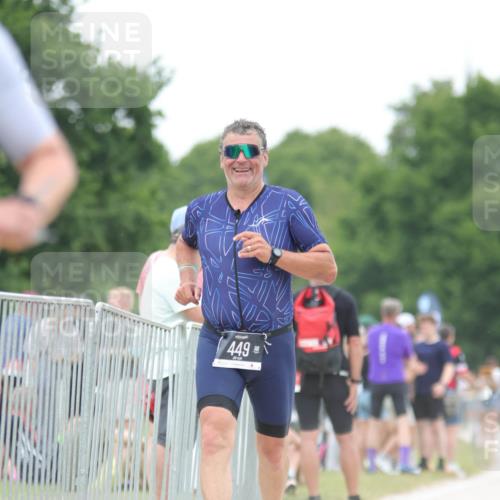 22.06.2025 - Viking Triathlon H.Heesch http://msf.ph/oto/8101904 22.06.2025 15:45:33 Laufen 115, 449 meine-sportfotos.de