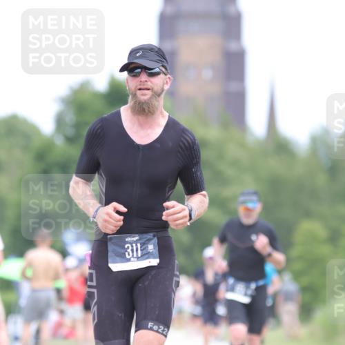 22.06.2025 - Viking Triathlon H.Heesch http://msf.ph/oto/8101947 22.06.2025 13:36:34 Laufen 173, 311, 442, 527 meine-sportfotos.de