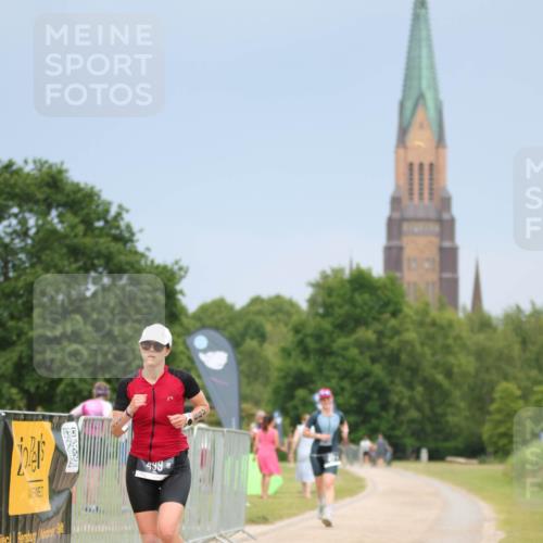 22.06.2025 - Viking Triathlon H.Heesch http://msf.ph/oto/8101957 22.06.2025 16:49:34 Laufen 499 meine-sportfotos.de