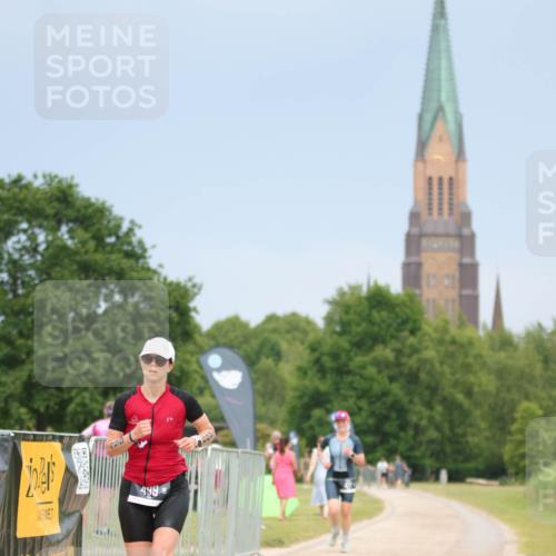 22.06.2025 - Viking Triathlon H.Heesch http://msf.ph/oto/8101984 22.06.2025 16:49:35 Laufen 477, 499 meine-sportfotos.de