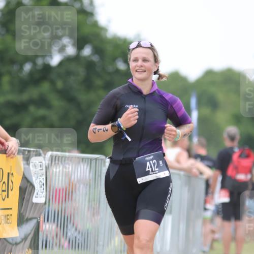 22.06.2025 - Viking Triathlon H.Heesch http://msf.ph/oto/8102021 22.06.2025 15:45:48 Laufen 292, 412 meine-sportfotos.de
