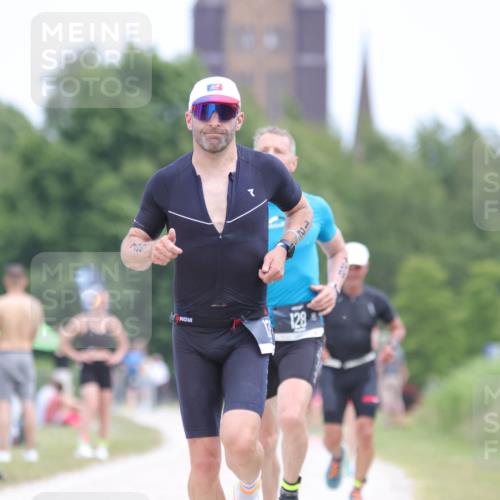 22.06.2025 - Viking Triathlon H.Heesch http://msf.ph/oto/8102044 22.06.2025 13:36:43 Laufen 125, 128, 173, 283 meine-sportfotos.de