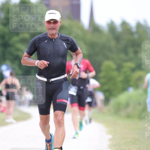 22.06.2025 - Viking Triathlon H.Heesch http://msf.ph/oto/8102090 22.06.2025 13:36:48 Laufen 125, 128, 283, 429 meine-sportfotos.de
