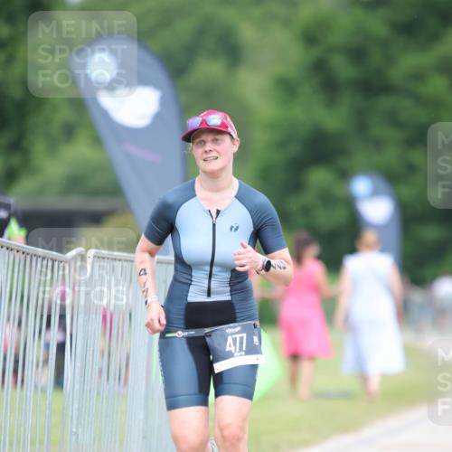 22.06.2025 - Viking Triathlon H.Heesch http://msf.ph/oto/8102095 22.06.2025 16:49:38 Laufen 477, 499 meine-sportfotos.de