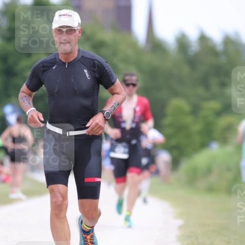 22.06.2025 - Viking Triathlon H.Heesch http://msf.ph/oto/8102109 22.06.2025 13:36:48 Laufen 125, 128, 283, 429 meine-sportfotos.de