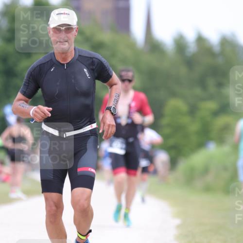 22.06.2025 - Viking Triathlon H.Heesch http://msf.ph/oto/8102114 22.06.2025 13:36:48 Laufen 125, 128, 283, 429 meine-sportfotos.de