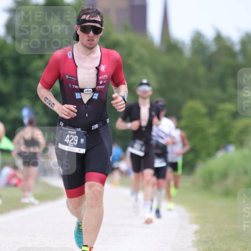 22.06.2025 - Viking Triathlon H.Heesch http://msf.ph/oto/8102145 22.06.2025 13:36:52 Laufen 193, 283, 429 meine-sportfotos.de