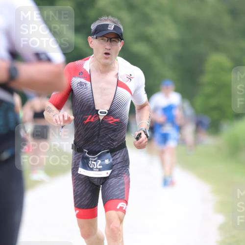22.06.2025 - Viking Triathlon H.Heesch http://msf.ph/oto/8102190 22.06.2025 13:37:02 Laufen 193, 290, 349, 352 meine-sportfotos.de