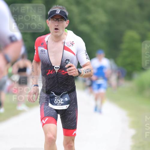 22.06.2025 - Viking Triathlon H.Heesch http://msf.ph/oto/8102205 22.06.2025 13:37:02 Laufen 193, 290, 349, 352 meine-sportfotos.de