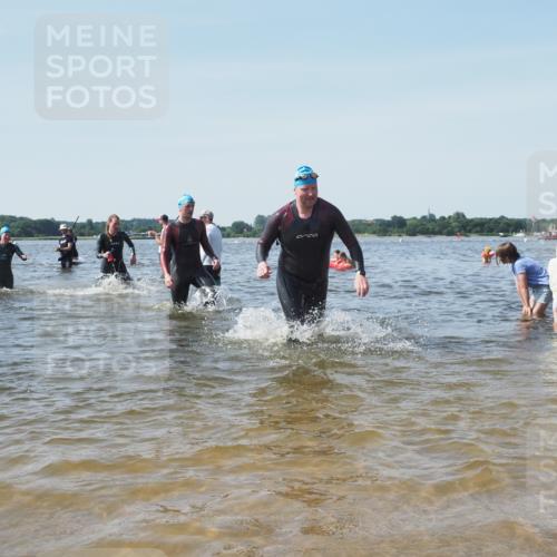 22.06.2025 - Viking Triathlon KatJ http://msf.ph/oto/8102279 22.06.2025 10:34:10 Schwimmen 46, 70, 294, 297, 429, 478, 527, 532, 540, 618, 635 meine-sportfotos.de