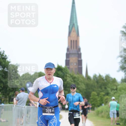 22.06.2025 - Viking Triathlon H.Heesch http://msf.ph/oto/8102286 22.06.2025 13:37:14 Laufen 369, 486 meine-sportfotos.de