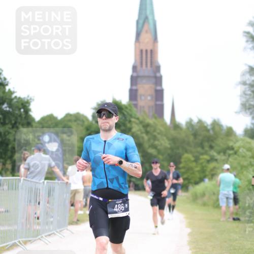 22.06.2025 - Viking Triathlon H.Heesch http://msf.ph/oto/8102298 22.06.2025 13:37:16 Laufen 271, 369, 486 meine-sportfotos.de