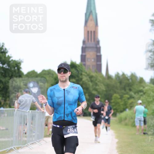 22.06.2025 - Viking Triathlon H.Heesch http://msf.ph/oto/8102313 22.06.2025 13:37:17 Laufen 271, 369, 486 meine-sportfotos.de