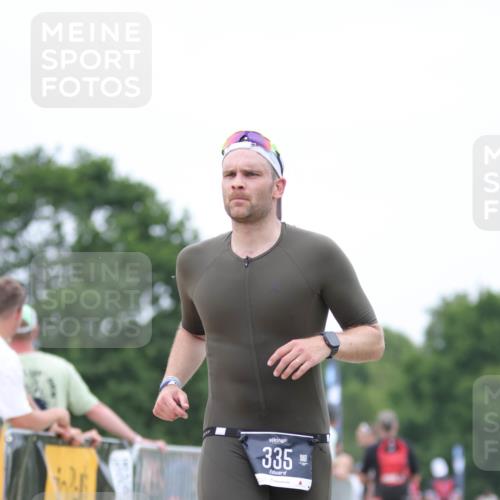 22.06.2025 - Viking Triathlon H.Heesch http://msf.ph/oto/8102314 22.06.2025 15:46:28 Laufen 335, 456 meine-sportfotos.de