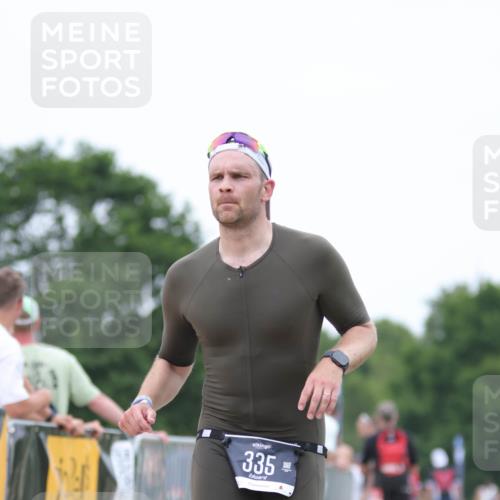 22.06.2025 - Viking Triathlon H.Heesch http://msf.ph/oto/8102324 22.06.2025 15:46:28 Laufen 335, 456 meine-sportfotos.de