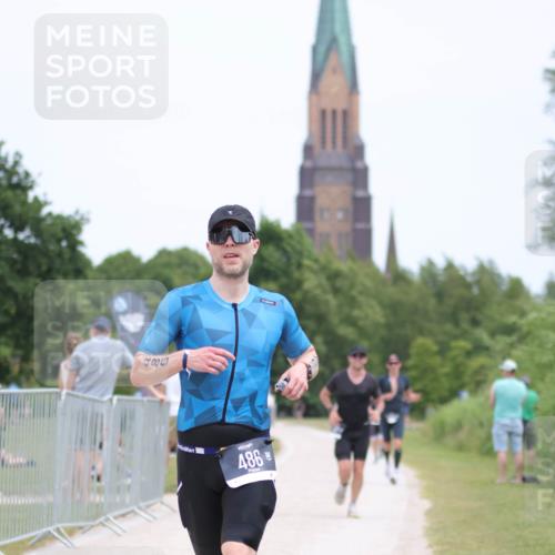 22.06.2025 - Viking Triathlon H.Heesch http://msf.ph/oto/8102329 22.06.2025 13:37:17 Laufen 271, 369, 486 meine-sportfotos.de