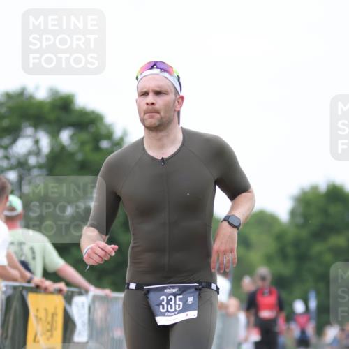 22.06.2025 - Viking Triathlon H.Heesch http://msf.ph/oto/8102334 22.06.2025 15:46:28 Laufen 335, 456 meine-sportfotos.de