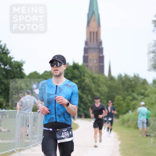 22.06.2025 - Viking Triathlon H.Heesch http://msf.ph/oto/8102346 22.06.2025 13:37:17 Laufen 271, 369, 486 meine-sportfotos.de