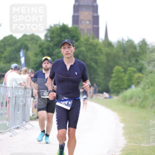 22.06.2025 - Viking Triathlon H.Heesch http://msf.ph/oto/8102348 22.06.2025 15:47:00 Laufen 204, 402 meine-sportfotos.de