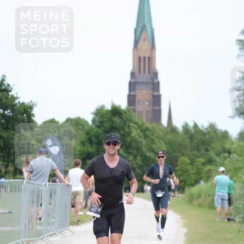 22.06.2025 - Viking Triathlon H.Heesch http://msf.ph/oto/8102360 22.06.2025 13:37:21 Laufen 271, 486, 520 meine-sportfotos.de