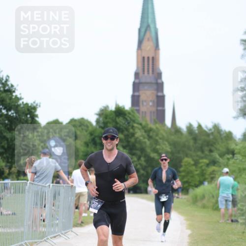 22.06.2025 - Viking Triathlon H.Heesch http://msf.ph/oto/8102367 22.06.2025 13:37:21 Laufen 271, 486, 520 meine-sportfotos.de