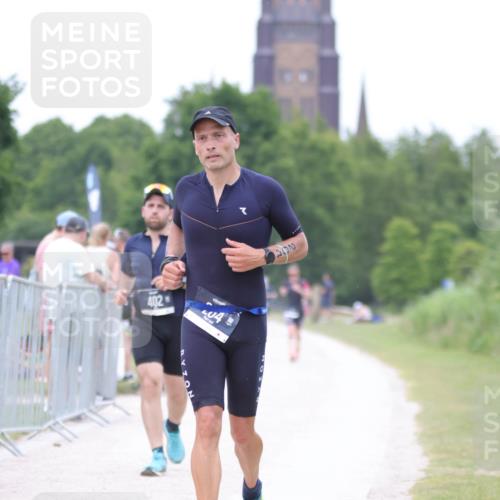 22.06.2025 - Viking Triathlon H.Heesch http://msf.ph/oto/8102371 22.06.2025 15:47:00 Laufen 204, 402 meine-sportfotos.de