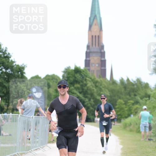 22.06.2025 - Viking Triathlon H.Heesch http://msf.ph/oto/8102382 22.06.2025 13:37:21 Laufen 271, 486, 520 meine-sportfotos.de