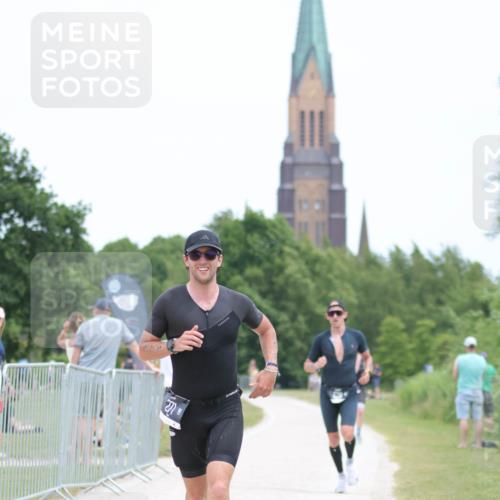 22.06.2025 - Viking Triathlon H.Heesch http://msf.ph/oto/8102396 22.06.2025 13:37:21 Laufen 271, 486, 520 meine-sportfotos.de