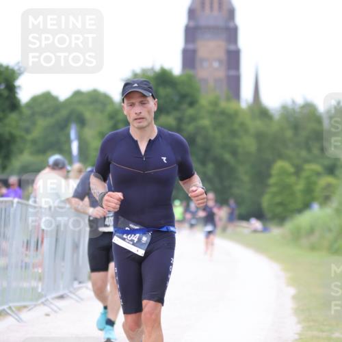 22.06.2025 - Viking Triathlon H.Heesch http://msf.ph/oto/8102401 22.06.2025 15:47:00 Laufen 204, 402 meine-sportfotos.de
