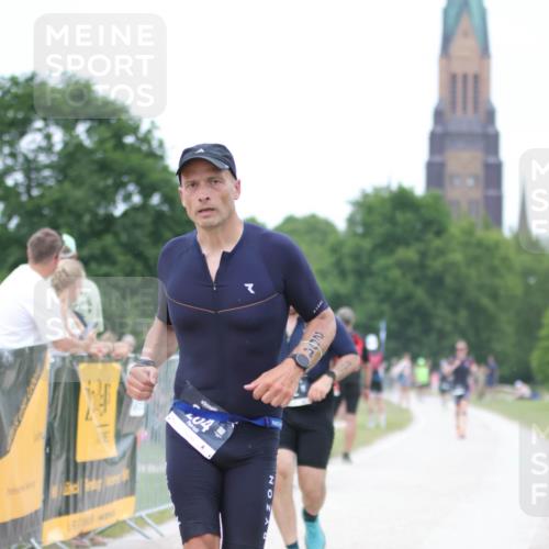 22.06.2025 - Viking Triathlon H.Heesch http://msf.ph/oto/8102405 22.06.2025 15:47:02 Laufen 204, 402 meine-sportfotos.de