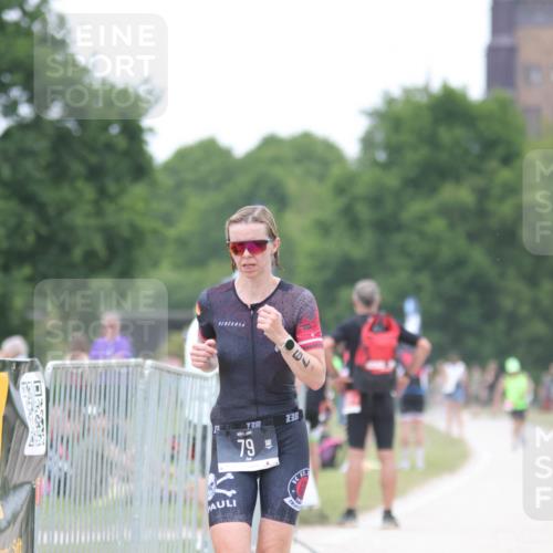 22.06.2025 - Viking Triathlon H.Heesch http://msf.ph/oto/8102454 22.06.2025 15:47:12 Laufen 79 meine-sportfotos.de