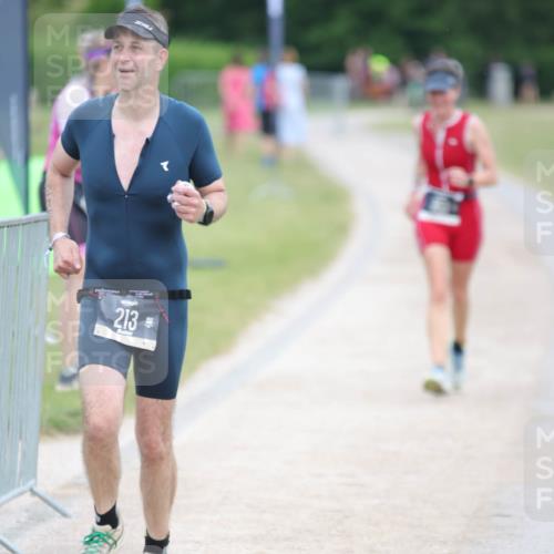 22.06.2025 - Viking Triathlon H.Heesch http://msf.ph/oto/8102461 22.06.2025 16:50:31 Laufen 213 meine-sportfotos.de
