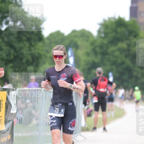 22.06.2025 - Viking Triathlon H.Heesch http://msf.ph/oto/8102463 22.06.2025 15:47:12 Laufen 79 meine-sportfotos.de