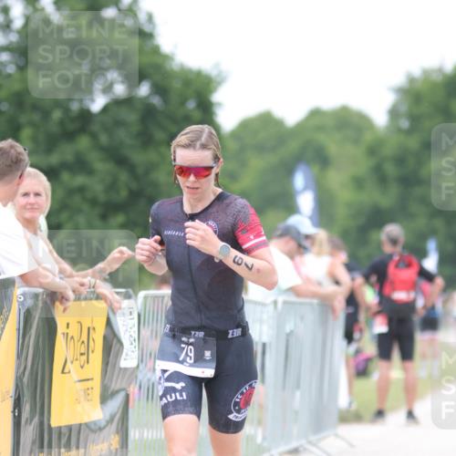 22.06.2025 - Viking Triathlon H.Heesch http://msf.ph/oto/8102472 22.06.2025 15:47:12 Laufen 79 meine-sportfotos.de