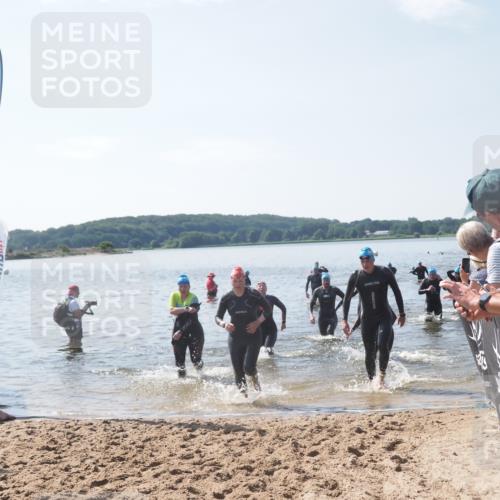 22.06.2025 - Viking Triathlon MichiJ http://msf.ph/oto/8102486 22.06.2025 10:46:03 Schwimmen 144, 217, 342, 372, 468, 525, 615, 621, 633, 647 meine-sportfotos.de