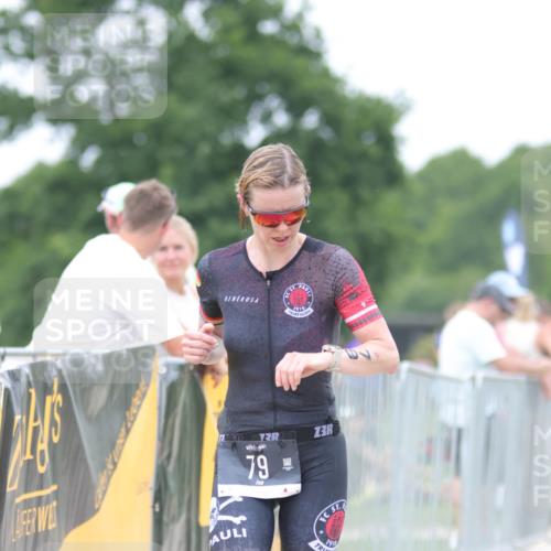 22.06.2025 - Viking Triathlon H.Heesch http://msf.ph/oto/8102496 22.06.2025 15:47:13 Laufen 79 meine-sportfotos.de