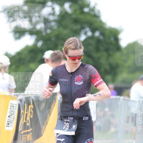 22.06.2025 - Viking Triathlon H.Heesch http://msf.ph/oto/8102505 22.06.2025 15:47:13 Laufen 79 meine-sportfotos.de