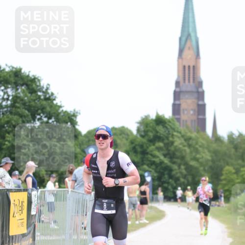 22.06.2025 - Viking Triathlon H.Heesch http://msf.ph/oto/8102514 22.06.2025 13:37:31 Laufen 8, 509 meine-sportfotos.de