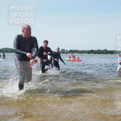 22.06.2025 - Viking Triathlon KatJ http://msf.ph/oto/8102521 22.06.2025 10:34:16 Schwimmen 46, 70, 294, 297, 429, 486, 520, 527, 618, 635 meine-sportfotos.de