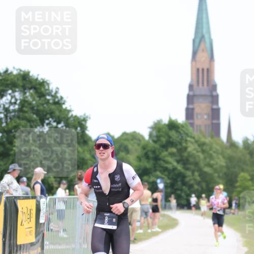 22.06.2025 - Viking Triathlon H.Heesch http://msf.ph/oto/8102524 22.06.2025 13:37:31 Laufen 8, 509 meine-sportfotos.de